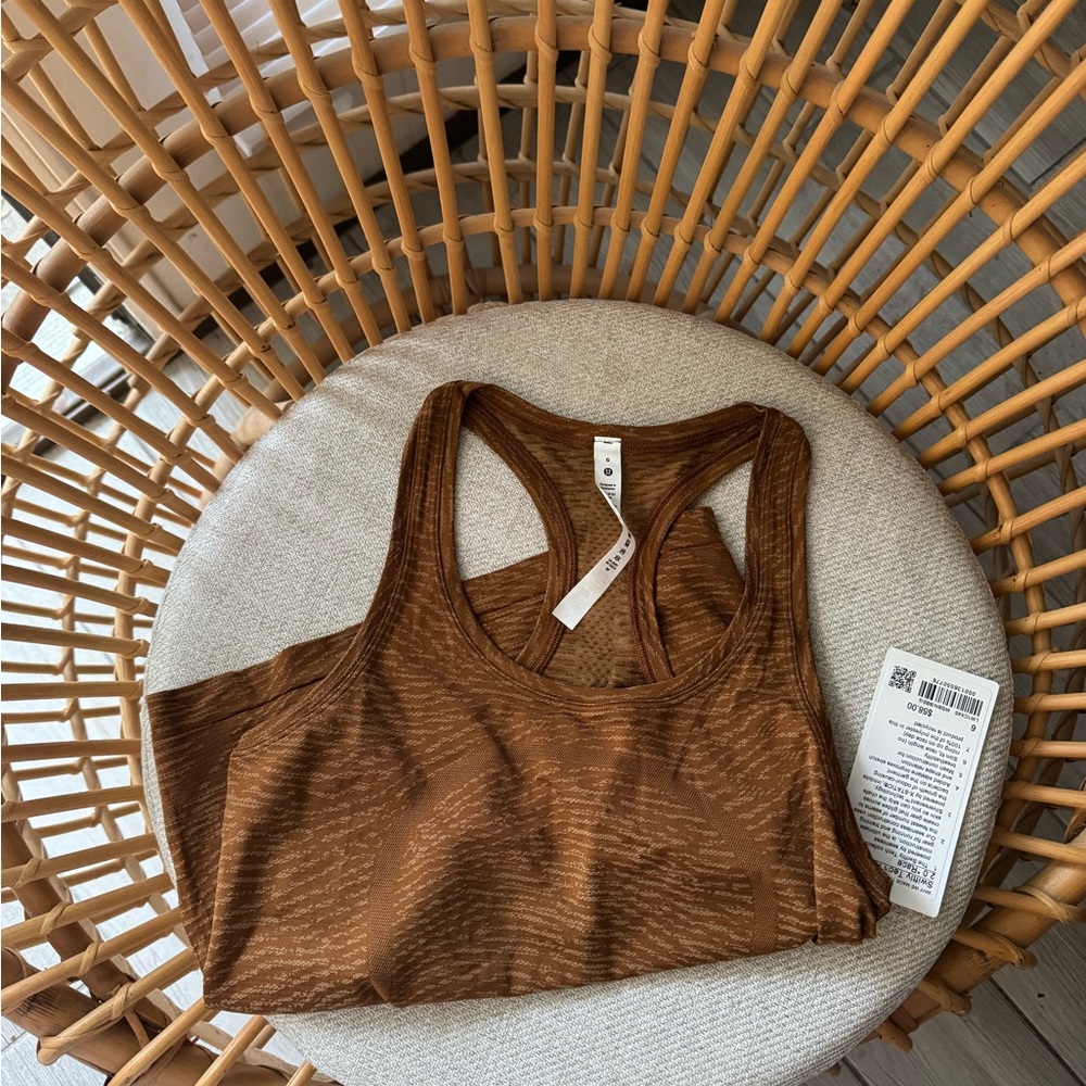 NWT Lulu lemon - Swiftly Tech RB Tank 2.0 - Picture 3 of 7